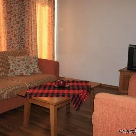 Evergreen Apartahotel 3*