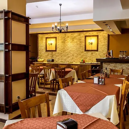 酒店 Narcis 班斯科